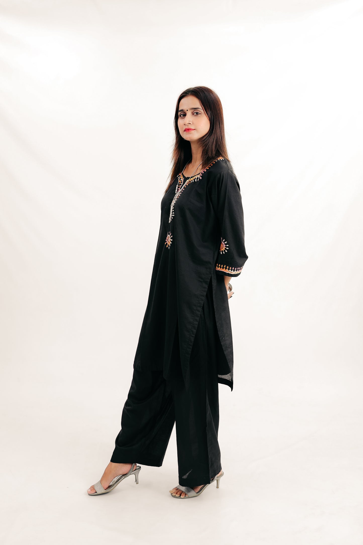 The Noir 2PC Suit