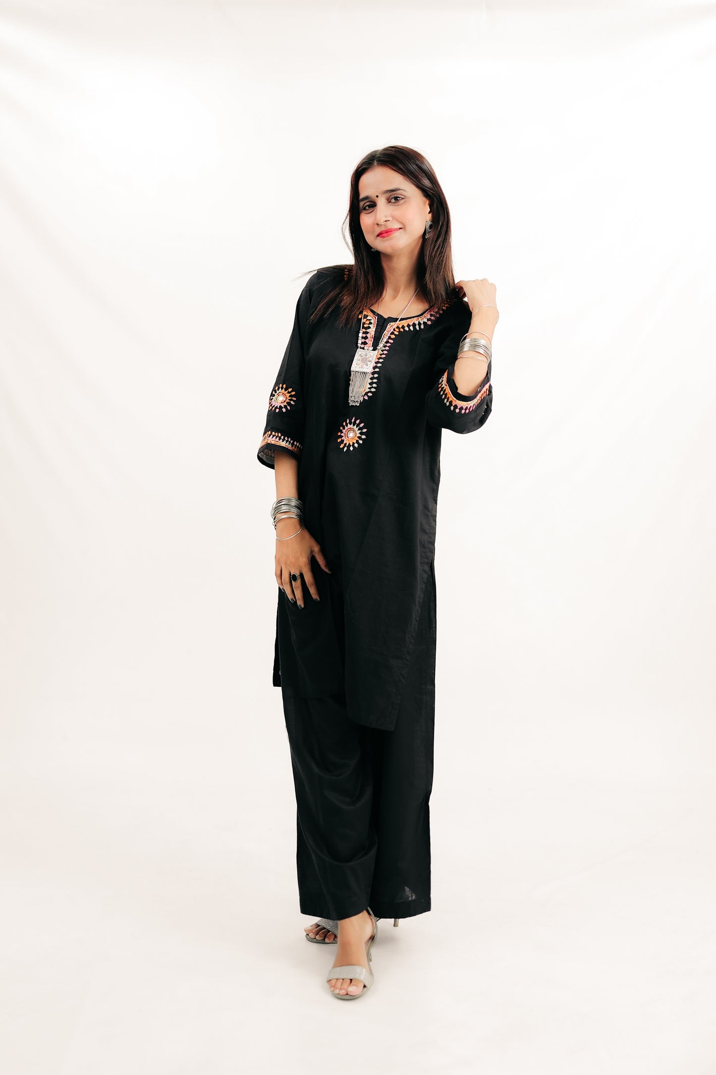 The Noir 2PC Suit